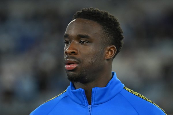 配资新起点 帕尔马中场：曼德拉是母亲的偶像，面对种族主义我只会用微笑作答